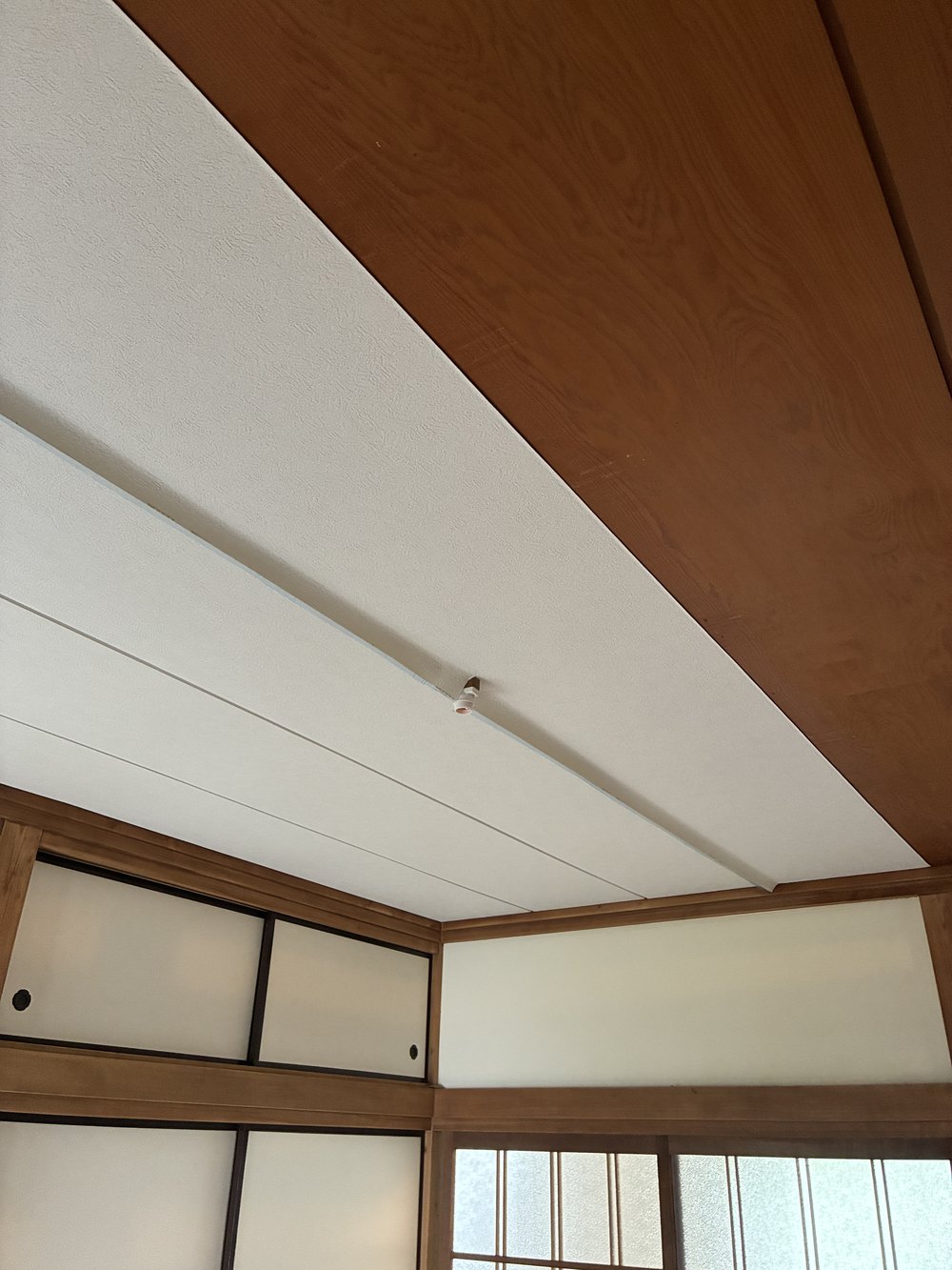 和室天井クロス張り替え 施工中